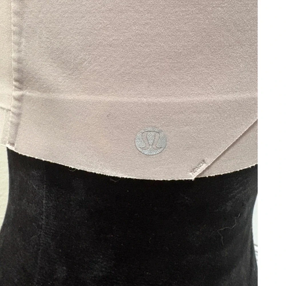 Lululemon Enlite Bra Women 34D Barely Beige Crisscross Back